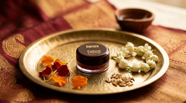 Eyetex Maroon Sindoor Power - 7.5g