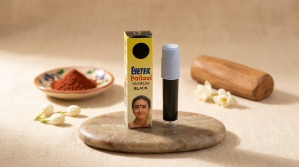 Eyetex Pallavi Kumkum Black Liquid - 4.5g