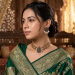 Royal Teardrop Floral Choker & Earring Set