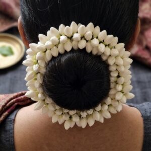 Jasmine Gajra Strand – Artificial Mogra Hair Garland (35cm)