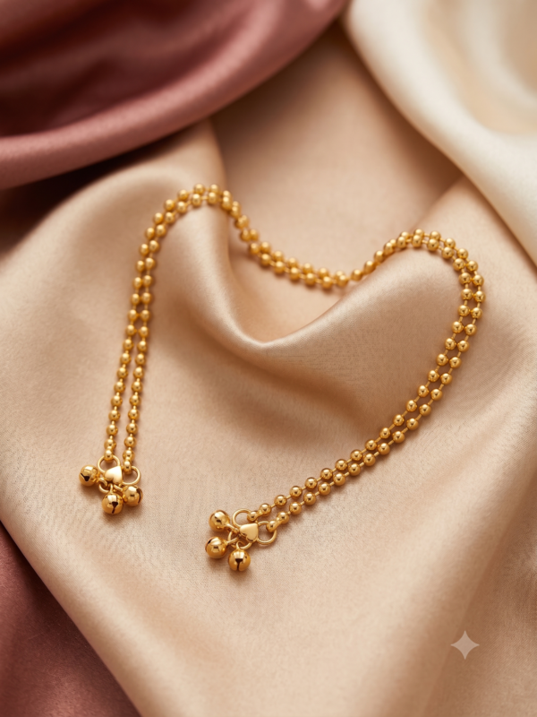 Golden Heart Charm Beaded Anklet