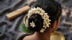Jasmine Gajra Strand – Artificial Mogra Hair Garland (20 cm)