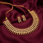 Antique Gold-Tone Kemp Stone Cluster Necklace Set with Thread Closure