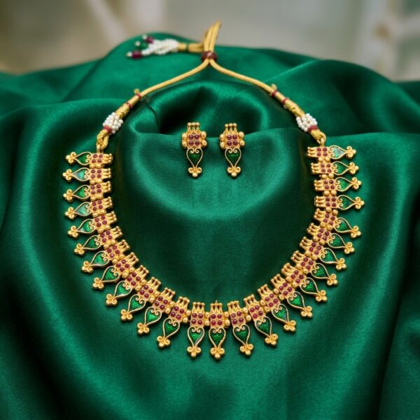 Gold-tone ruby-red stone necklace set with green enamel drops – SunShoppers UK