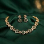 starburst short necklace set with kundan-style triangles and matching earrings