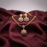 flower pendant necklace set with matching floral drop earrings